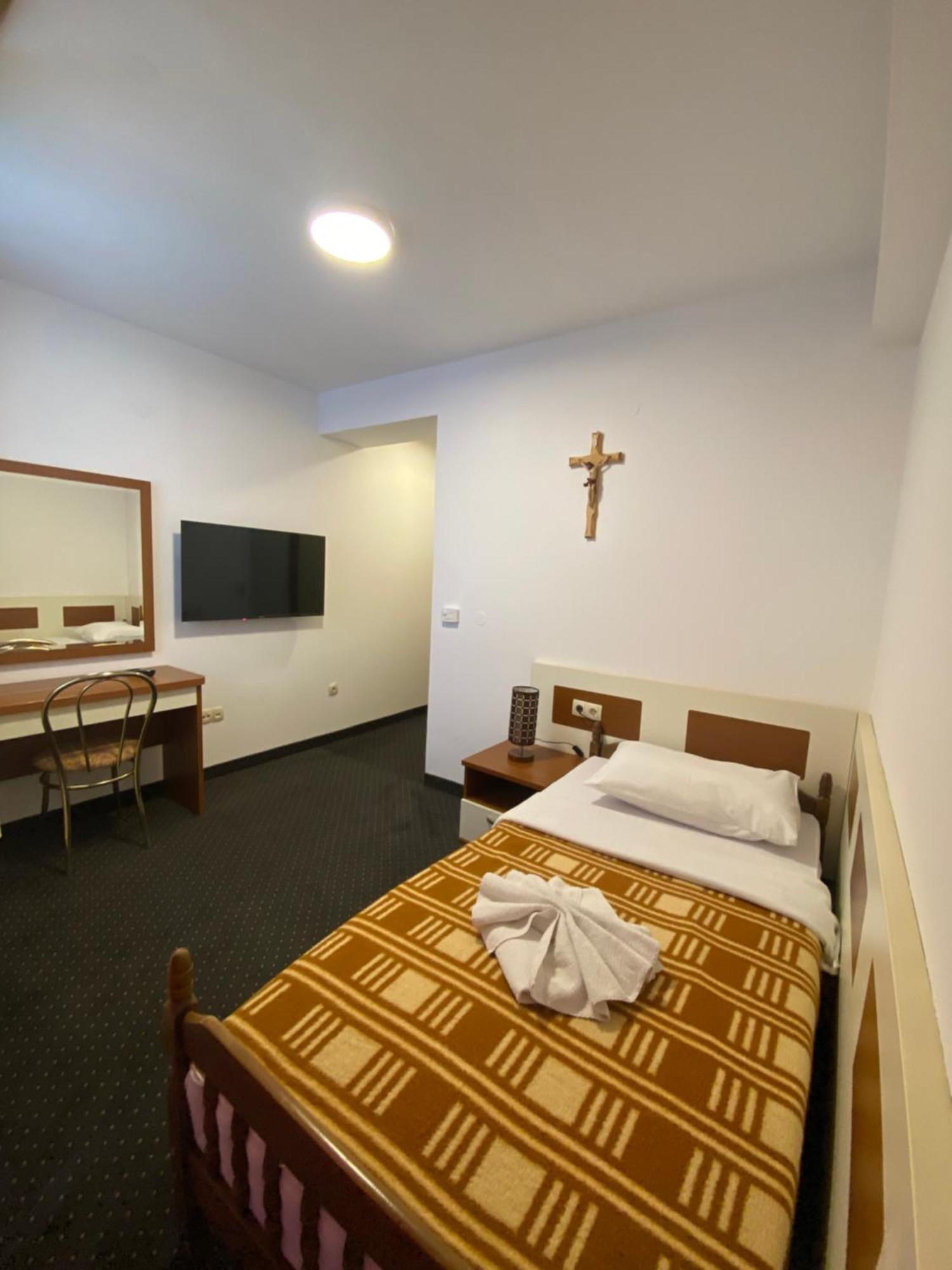 Hotel Frankoni Меджугорье Экстерьер фото